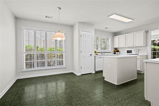 3445 Lakeheath Drive, Cumming, GA 30041