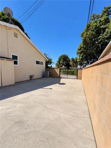 1312 S Serenade, West Covina, CA 91790