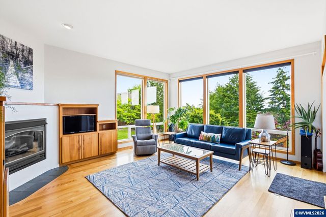 3110 NW Swan Pl, Corvallis, OR 97330