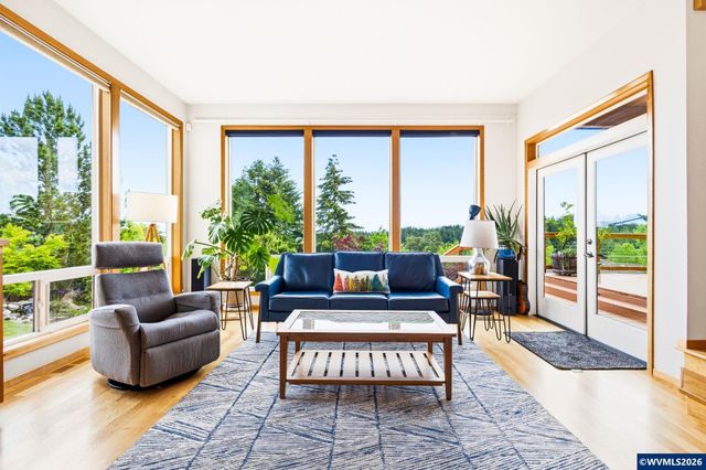 3110 NW Swan Pl, Corvallis, OR 97330
