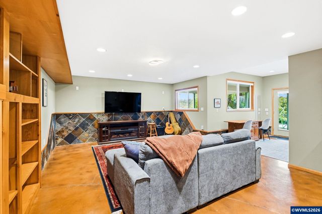 3110 NW Swan Pl, Corvallis, OR 97330