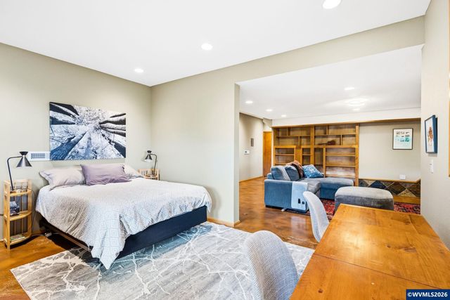 3110 NW Swan Pl, Corvallis, OR 97330