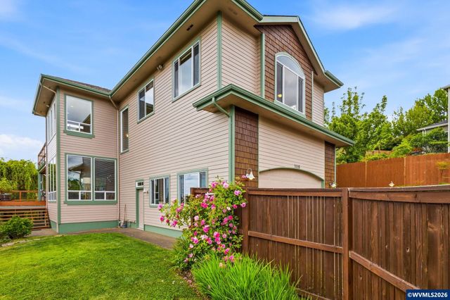 3110 NW Swan Pl, Corvallis, OR 97330