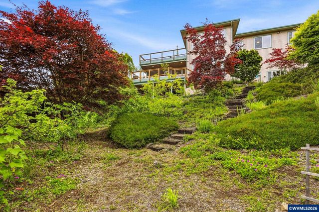 3110 NW Swan Pl, Corvallis, OR 97330