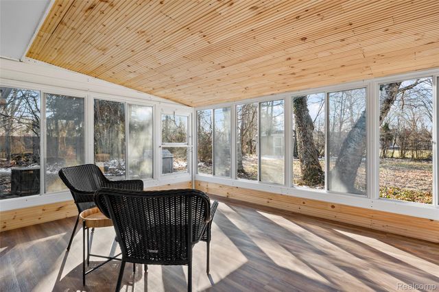 7260 Cottonwood, West Bloomfield Charter Township, MI 48322