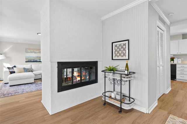 7260 Cottonwood, West Bloomfield Charter Township, MI 48322