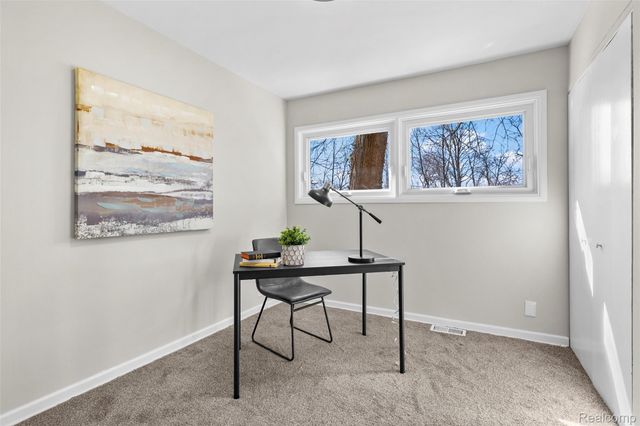 7260 Cottonwood, West Bloomfield Charter Township, MI 48322