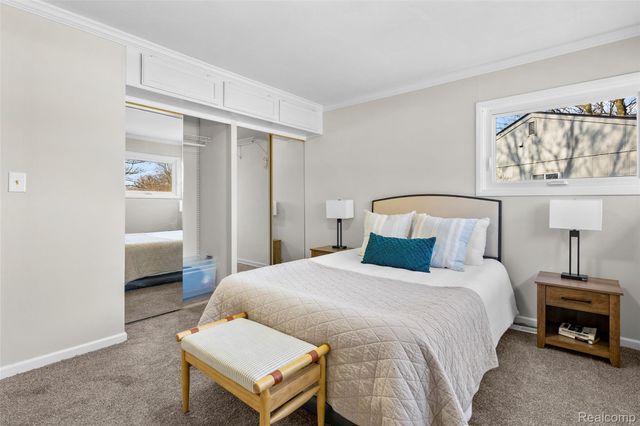 7260 Cottonwood, West Bloomfield Charter Township, MI 48322