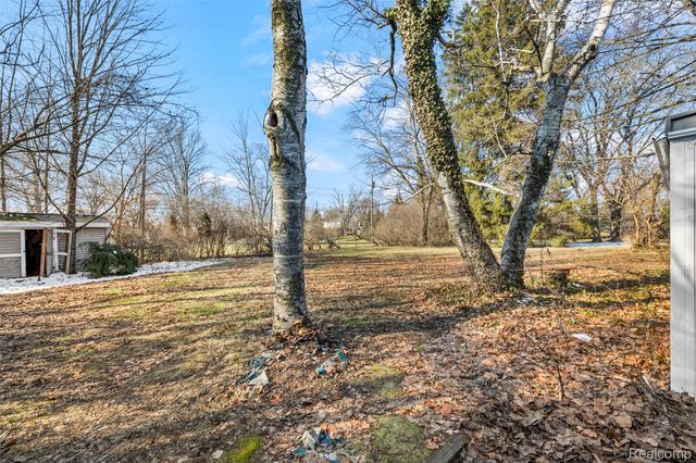 7260 Cottonwood, West Bloomfield Charter Township, MI 48322