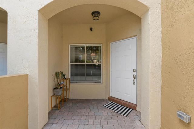 3469 Merrick Lane 402, Margate, FL 33063