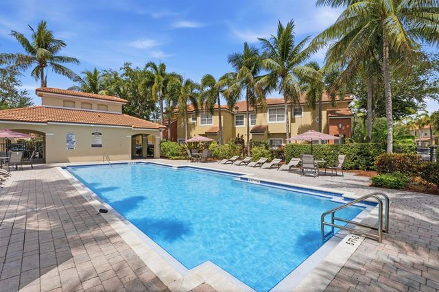 3469 Merrick Lane 402, Margate, FL 33063