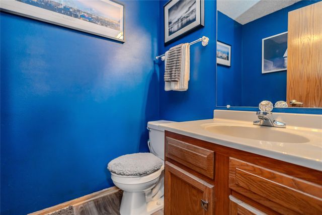 555 SE Laurel Street 6, Waukee, IA 50263