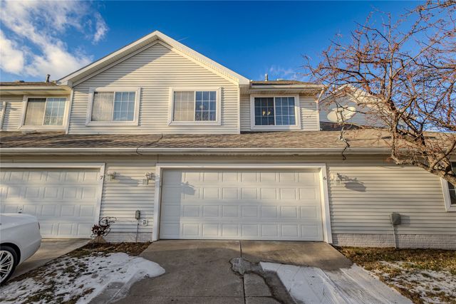 555 SE Laurel Street 6, Waukee, IA 50263