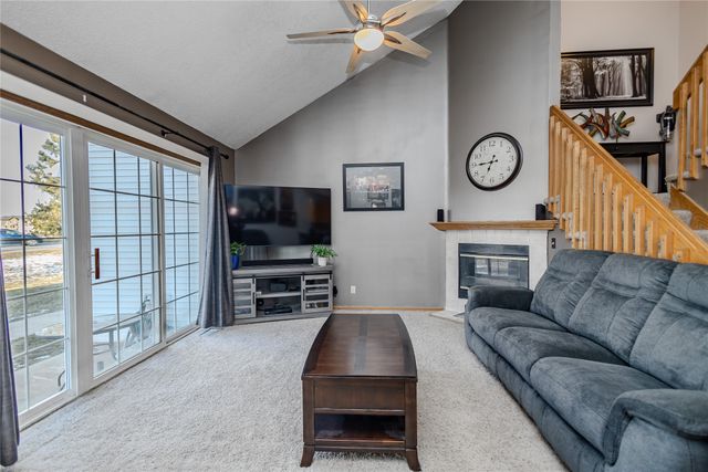 555 SE Laurel Street 6, Waukee, IA 50263