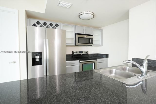 1861 S River Drive 2503, Miami, FL 33125