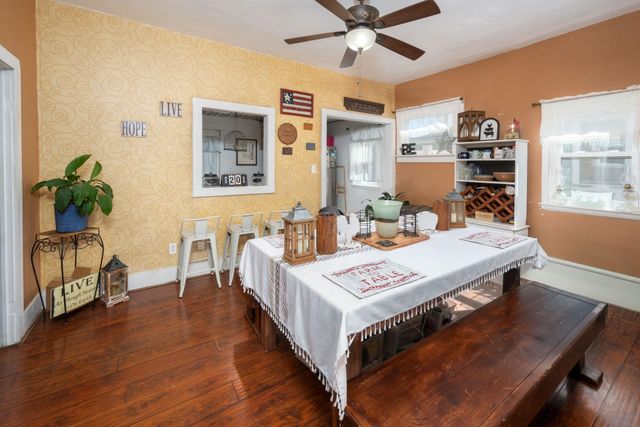 107 W Fourth Street, Milford, IN 46542