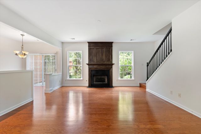 456 Old Towne Dr, Brentwood, TN 37027