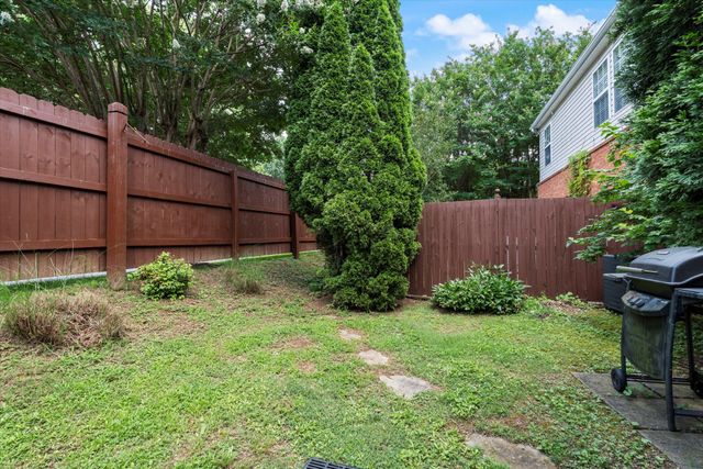 456 Old Towne Dr, Brentwood, TN 37027