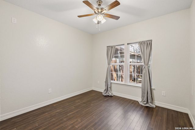 333 E Hafer Unit 102, San Antonio, TX 78214