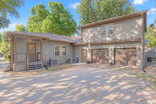 333 E Hafer Unit 102, San Antonio, TX 78214