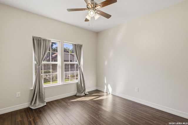 333 E Hafer Unit 102, San Antonio, TX 78214