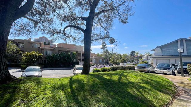 4044 Crystal Dawn Ln 103, San Diego, CA 92122
