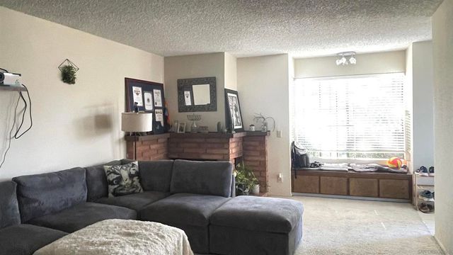 4044 Crystal Dawn Ln 103, San Diego, CA 92122