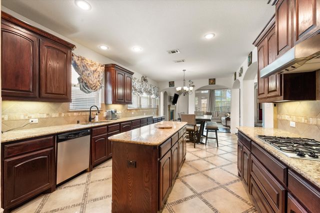 2001 Sterling Trace Drive, Keller, TX 76248