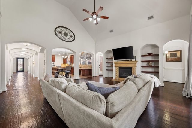 2001 Sterling Trace Drive, Keller, TX 76248