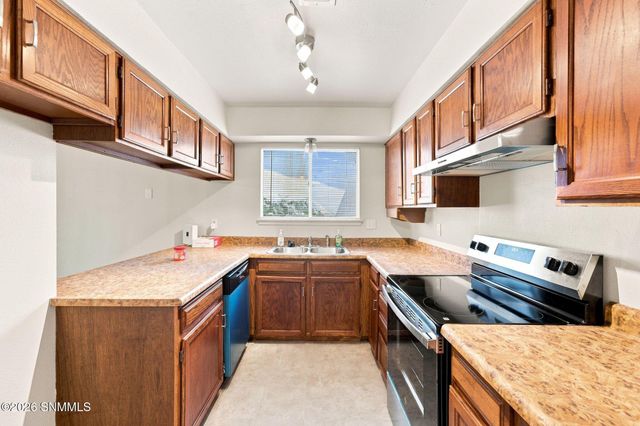 1803 Seldon Avenue, Las Cruces, NM 88001