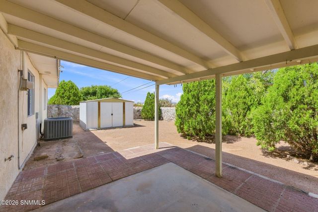 1803 Seldon Avenue, Las Cruces, NM 88001