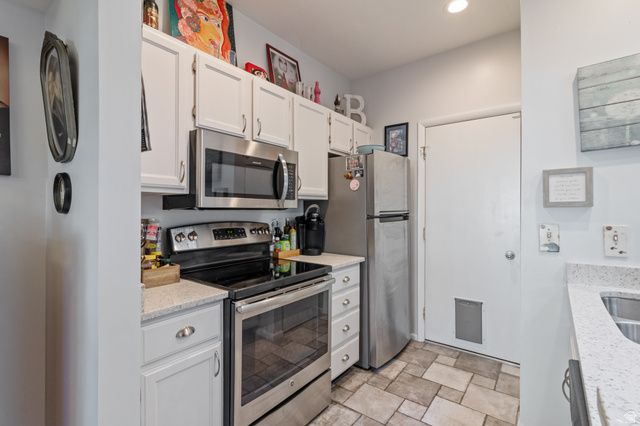 5438 S SPINNAKER ROW, Salt Lake City, UT 84123