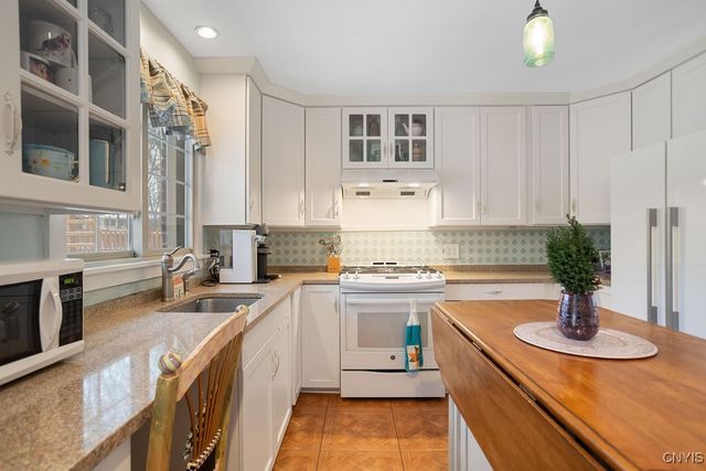 213 Euclid Drive, Manlius, NY 13066