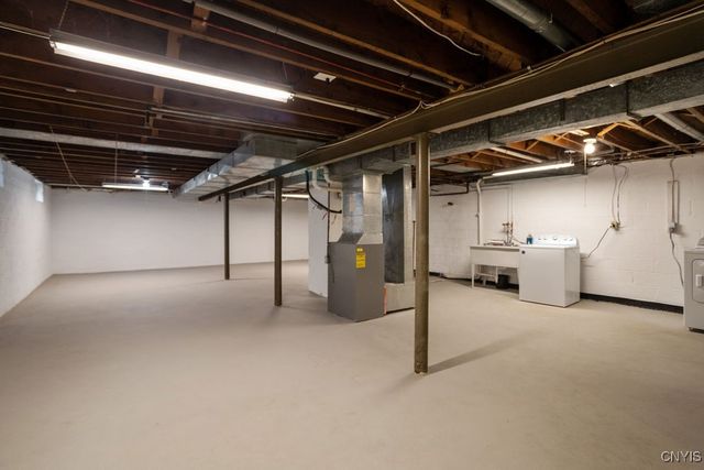 213 Euclid Drive, Manlius, NY 13066