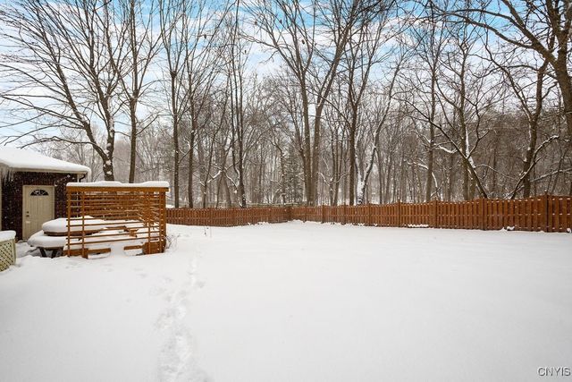 213 Euclid Drive, Manlius, NY 13066