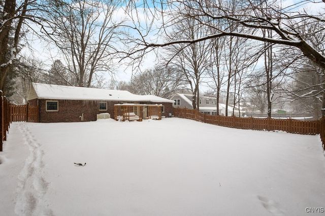 213 Euclid Drive, Manlius, NY 13066