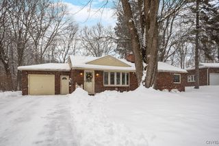 213 Euclid Drive, Manlius, NY 13066