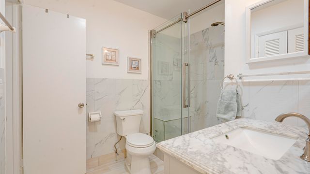 8638 Bella Vista Drive, Boca Raton, FL 33433