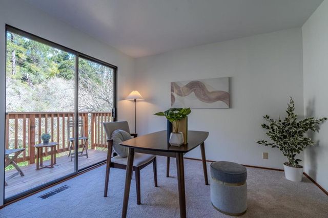 2 Valleywood Court, Pacifica, CA 94044