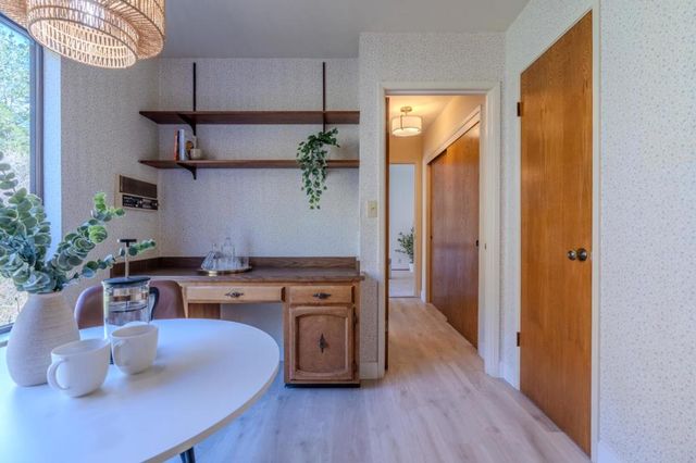 2 Valleywood Court, Pacifica, CA 94044