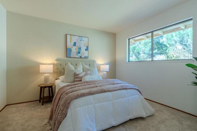 2 Valleywood Court, Pacifica, CA 94044