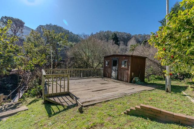 2 Valleywood Court, Pacifica, CA 94044