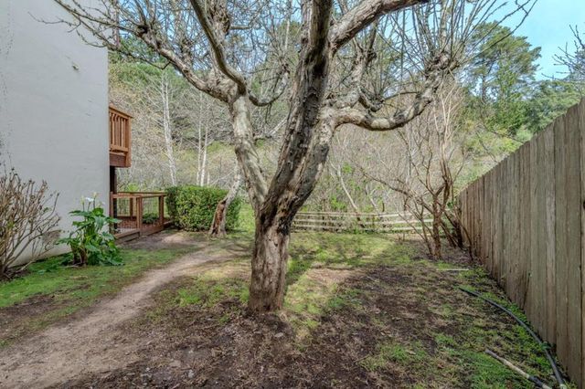 2 Valleywood Court, Pacifica, CA 94044