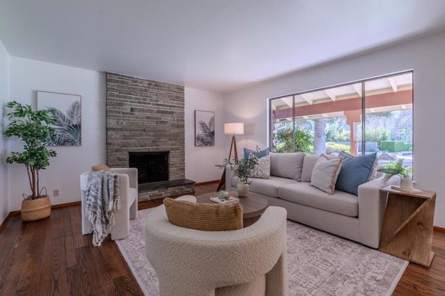 2 Valleywood Court, Pacifica, CA 94044