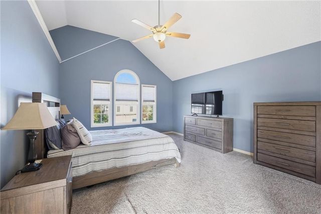 8015 N Kensington Avenue, Kansas City, MO 64119