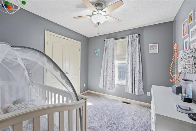 8015 N Kensington Avenue, Kansas City, MO 64119