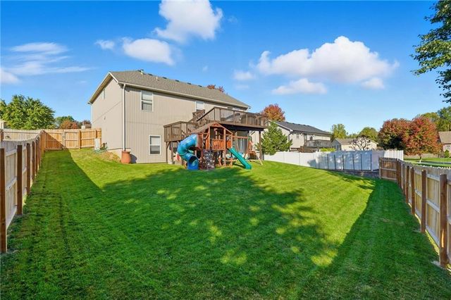 8015 N Kensington Avenue, Kansas City, MO 64119