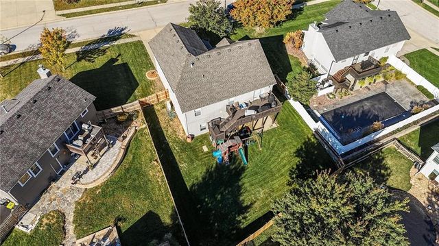 8015 N Kensington Avenue, Kansas City, MO 64119