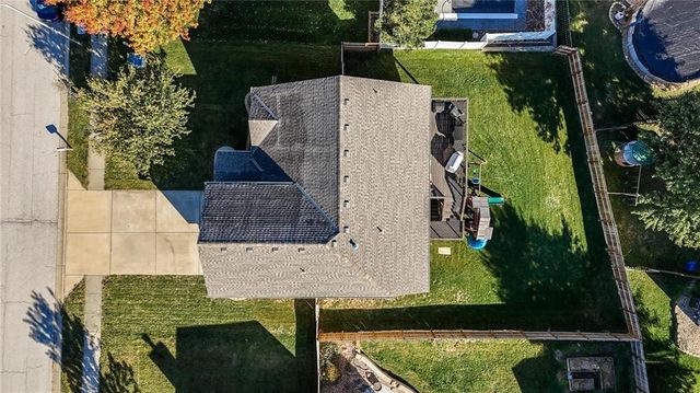 8015 N Kensington Avenue, Kansas City, MO 64119