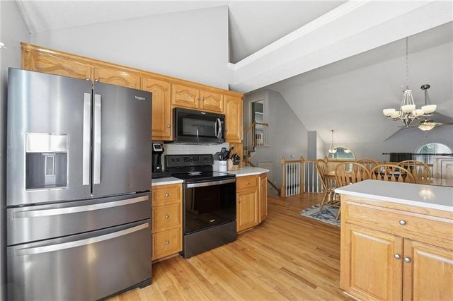 8015 N Kensington Avenue, Kansas City, MO 64119